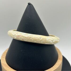 Timeless Mother Of Pearl Size 9 Bangle Bracelet